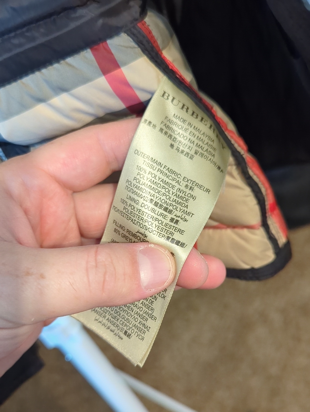 Authentic Burberry Quilted Puffer Plaid Nova Check Vest Size Small - CUTE! - Picture 4 of 4